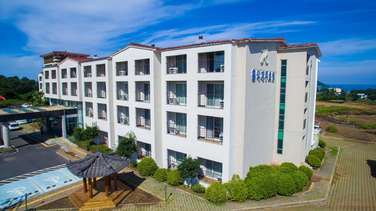 Hi Jeju Hotel Exterior photo